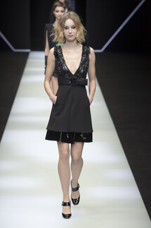 Emporio Armani Fall 2018 Ready-to-Wear , Emporio Armani осень зима 2018 , Fashion show , неделя моды в Милане , MFW , Mainstyles